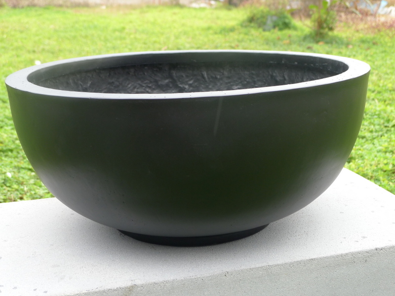 Endlich wieder da Die XXLPflanzkübel und Blumenkübel Gartenpflege