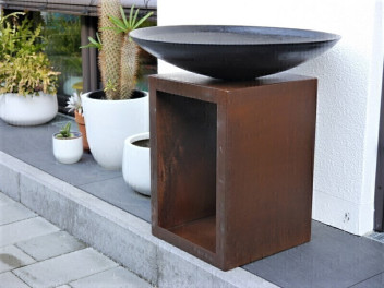 Set: Podest ORLANDO und Schale RONDO - jetzt reduziert 45x45x60