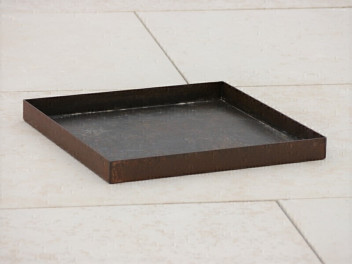 Untersetzer/Dekoschale BASSIN aus Cortenstahl, rostfarben - jetzt reduziert 45x45x3,5