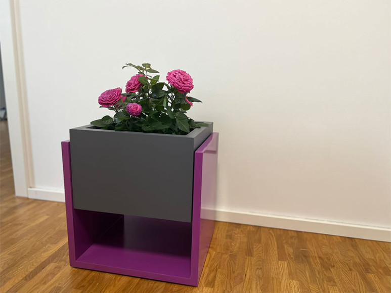 Pflanzgestell VENGA - violett (für Kübel 30x30 cm) - jetzt reduziert