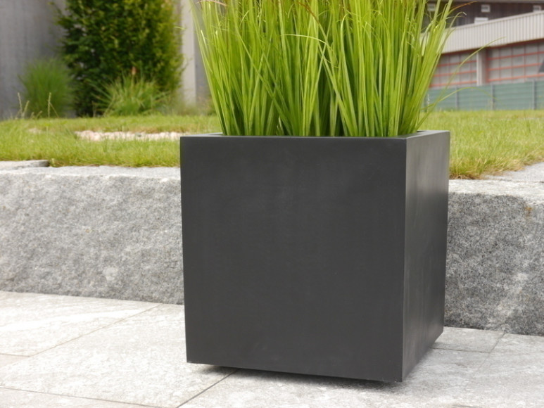 Pflanzkübel für ROLLEN, schwarz 60x60x60