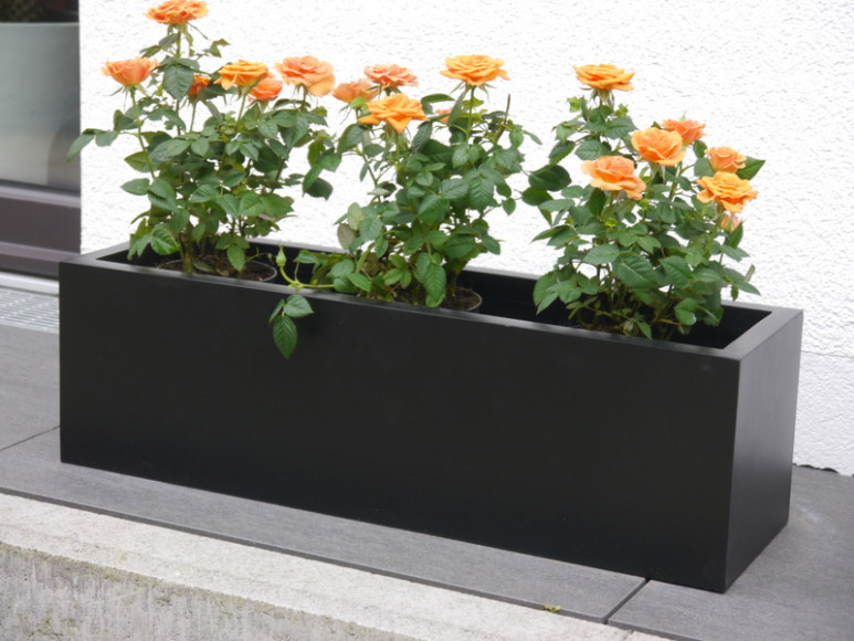 Pflanztrog SUPREMO, Pflanzkübel, Fiberglas schwarz 60x18x18