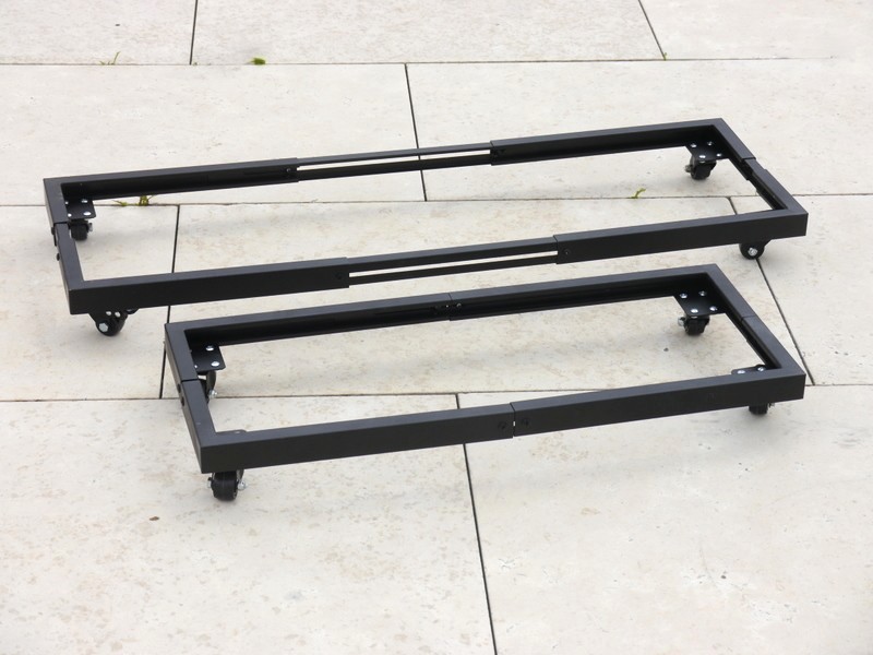 ausziehbarer Pflanzenroller aus Metall, schwarz 