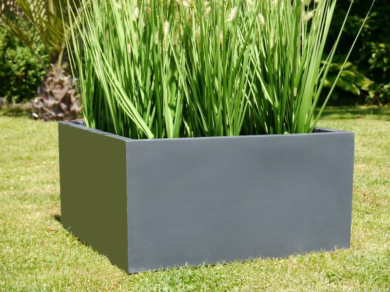 halbhoher Pflanzkübel MEZZO, anthrazit 90x90x60 auf Anfrage!