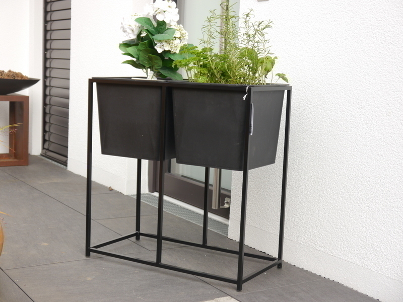 Hochbeet/Pflanzkübel SOLANO, schwarz - jetzt reduziert 54x27x65