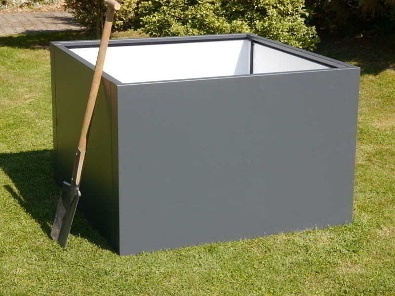 Hochbeet VERDURO  120x120x80cm aus Metall, anthrazit 