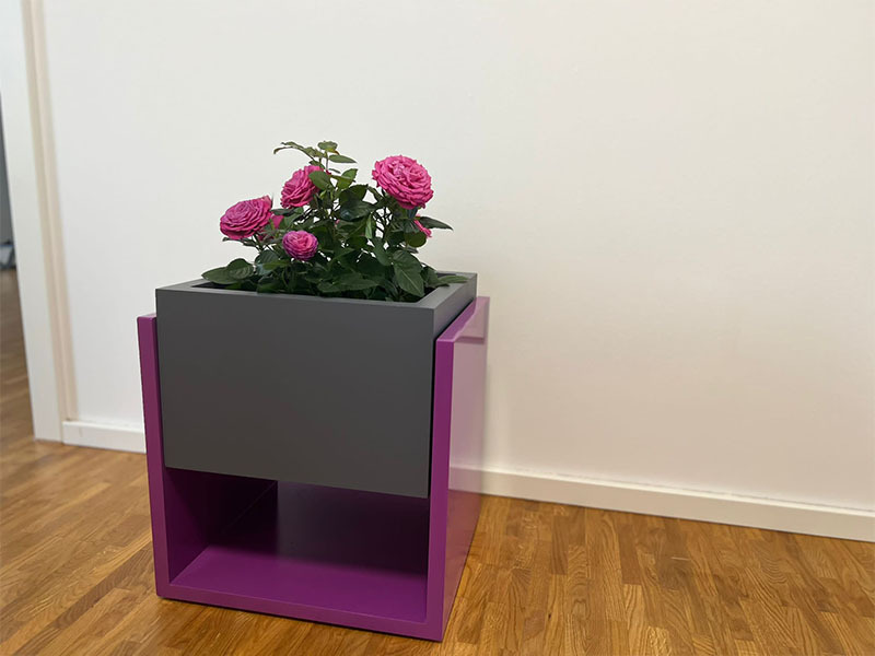 Pflanzgestell VENGA - violett (für Kübel 30x30 cm) - jetzt reduziert 