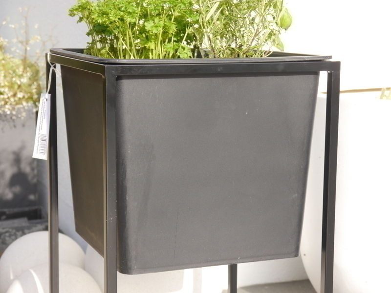 Hochbeet/Pflanzkübel SOLANO, schwarz - jetzt reduziert 27x27x50