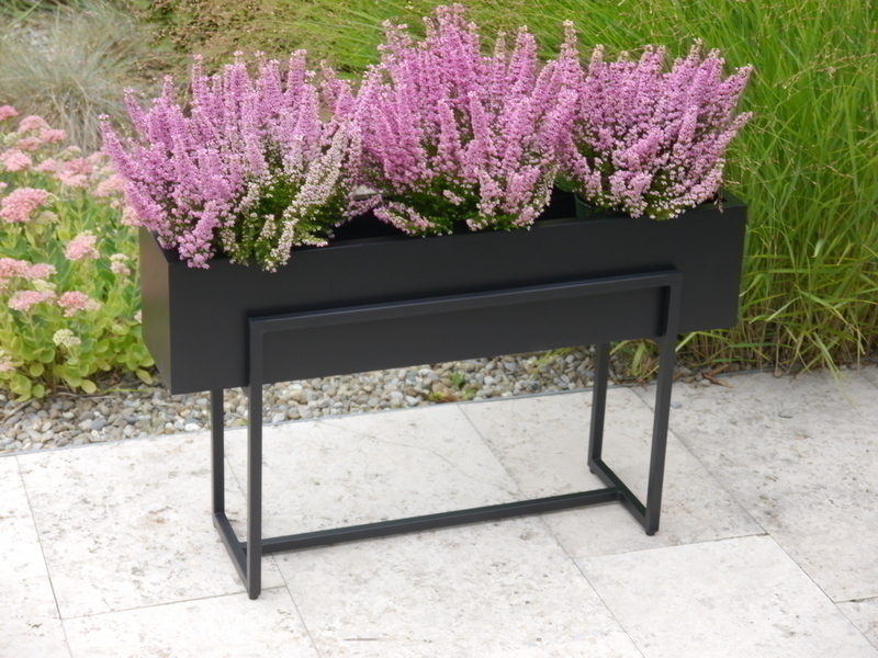 Hochbeet/Pflanzkübel SUPREMO, TÜV-geprüft, schwarz - jetzt reduziert 70x25x20
