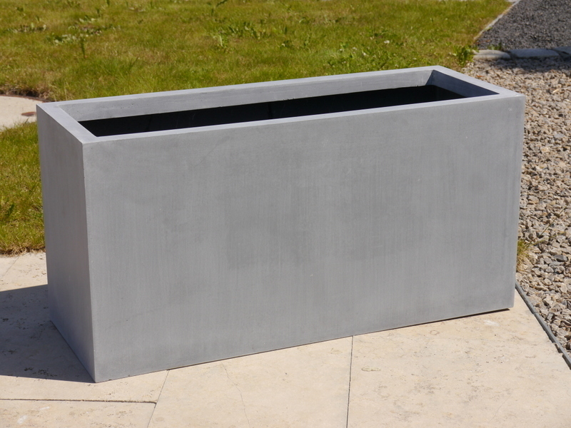 Komplettset 2-teilig: Pflanzkübel mit Roller, Fiberglas betongrau 120x50x60