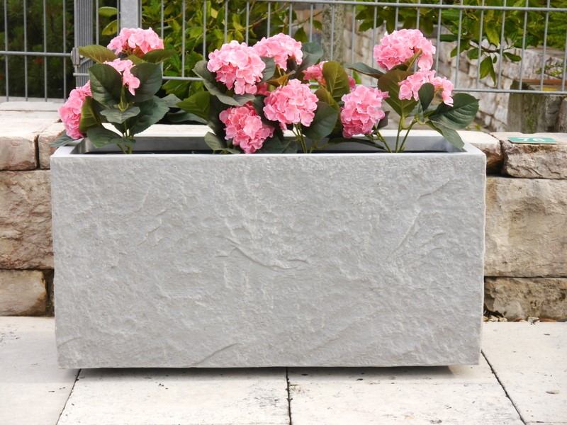 Pflanztrog ROCKS, Pflanzkübel, Fiberglas grau (Rollen optional) 100x40x50