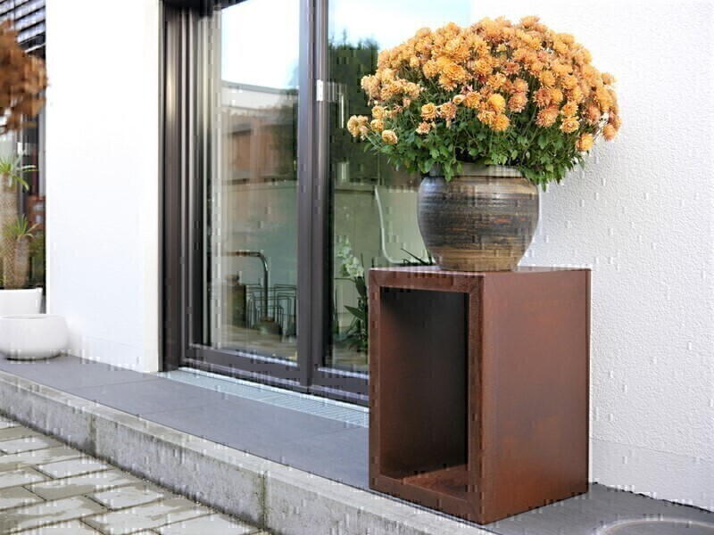 Podest ORLANDO, Cortenstahl - jetzt reduziert 35x35x50