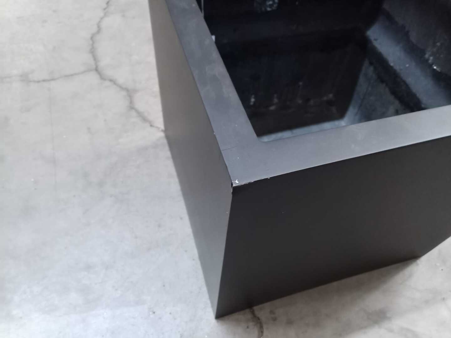 B-Ware: Pflanzkübel SUPREMO für ROLLEN, schwarz (50x50x50 cm) 