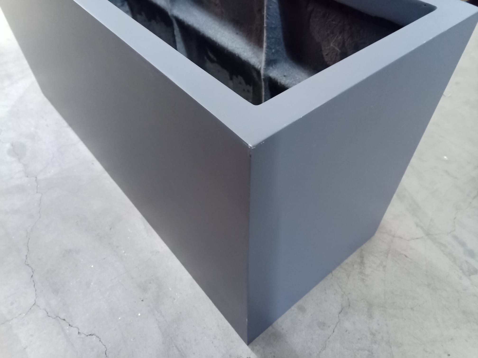 B-Ware: Pflanztrog SUPREMO, anthrazit (80x30x40 cm) 80x30x40 cm