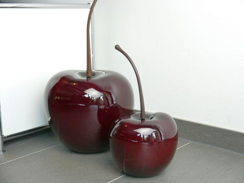 Deko-Kirsche in Hochglanz rot 26x22x48