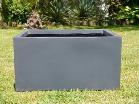 halbhoher Pflanzkübel MEZZO, Fiberglas anthrazit 60x60x30 auf Anfrage!