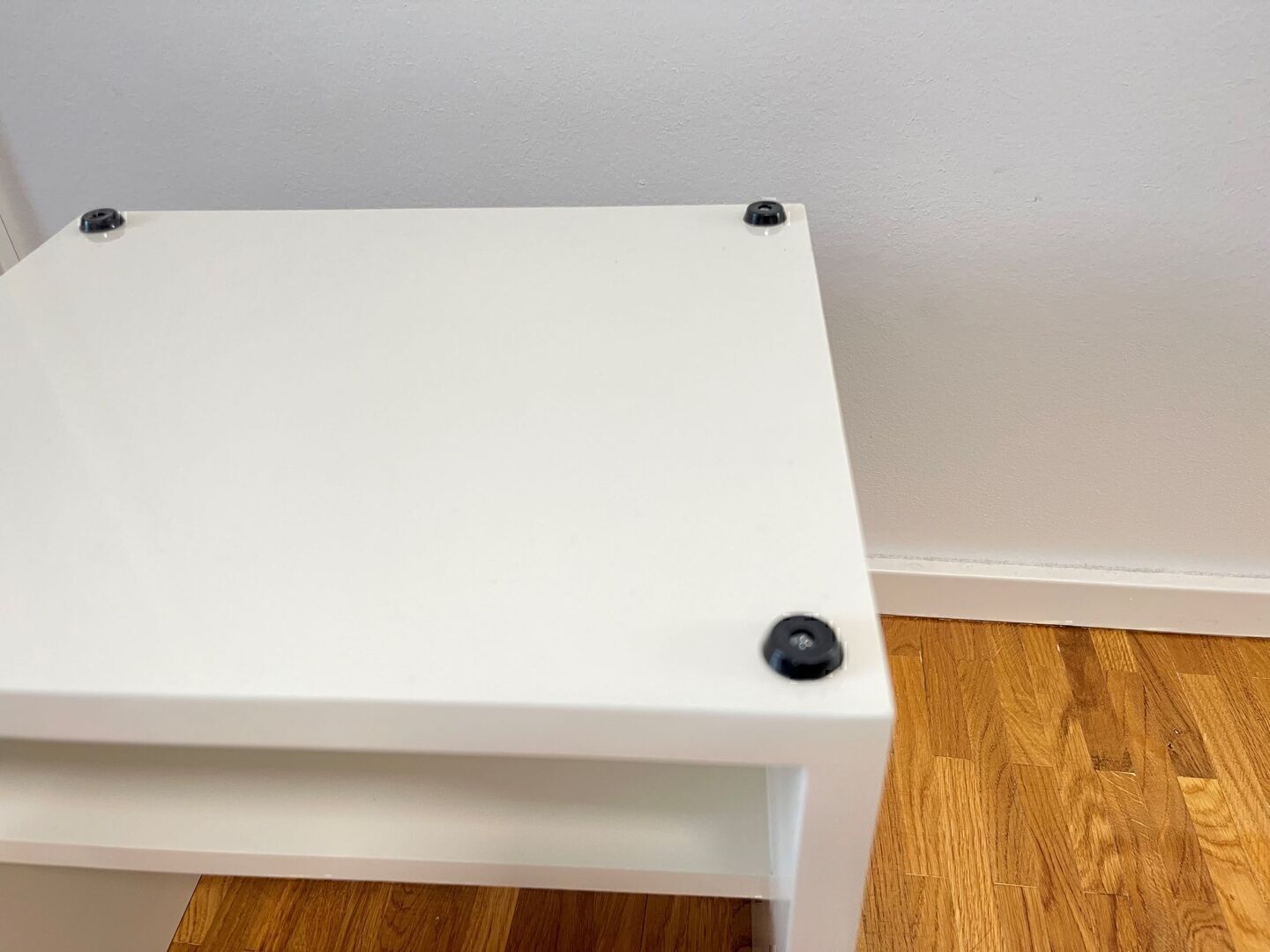 Pflanzgestell VENGA - weiß (für Kübel 30x30 cm) - jetzt reduziert 