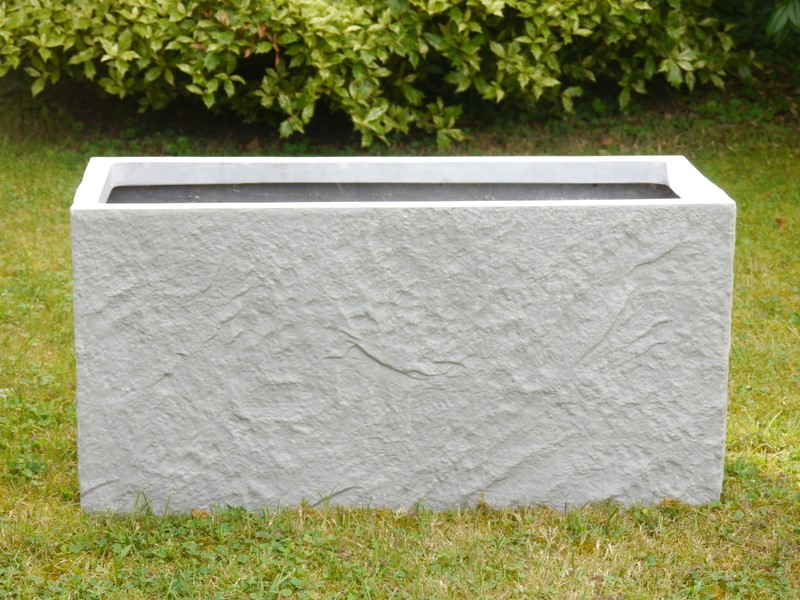 Pflanztrog ROCKS wie Naturstein, Fiberglas grau 80x30x40