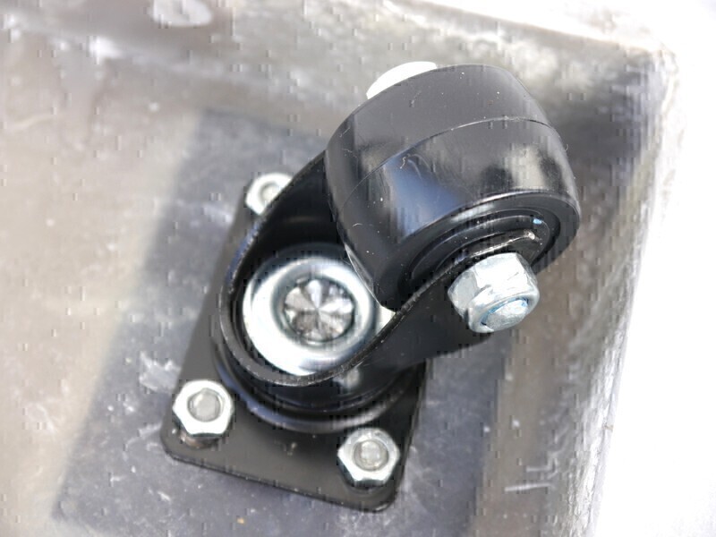 Komplettset 2-teilig: Pflanztrog ROCKS mit 4x Rollen, grau 60x60x60