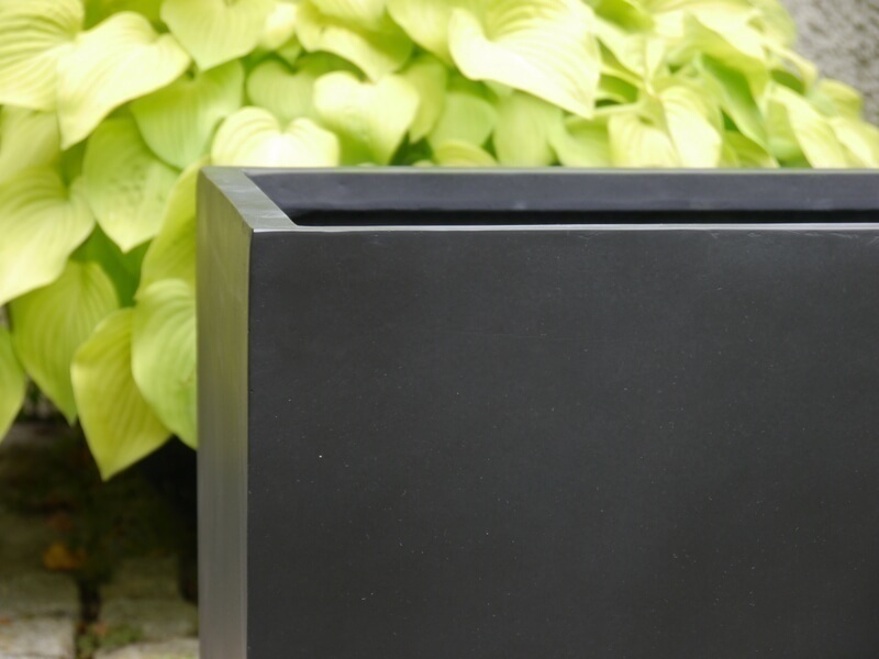 Blumenkübel MEGA der BUNDESGARTENSCHAU, schwarz - jetzt reduziert 70x70x70 auf Anfrage!