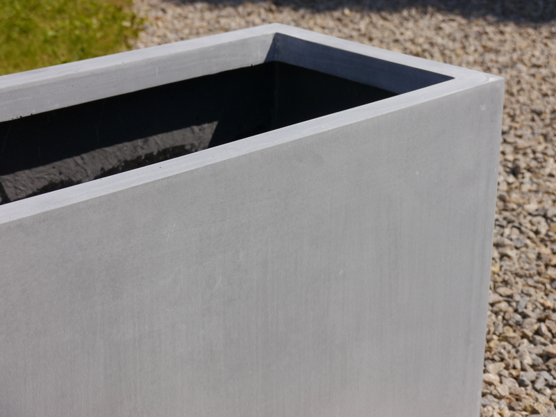 Komplettset 2-teilig: Pflanzkübel mit Einsatz, Fiberglas betongrau 100x40x50